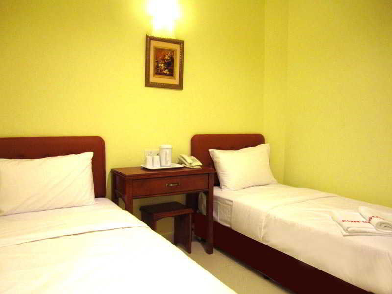 Sun Inns Hotel Пухонг Екстериор снимка